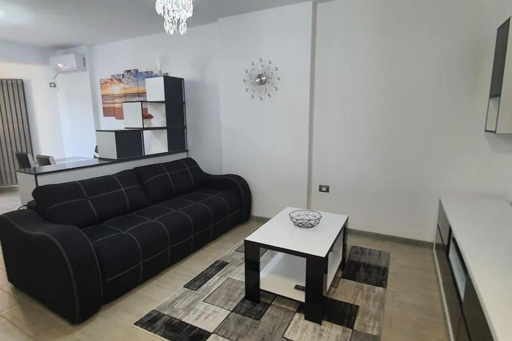 Alezzy Reasort Luxury Apartment 81 Prima Linie La Mare Năvodari Εξωτερικό φωτογραφία