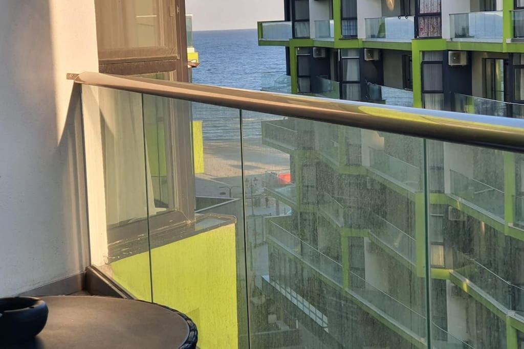 Alezzy Reasort Luxury Apartment 81 Prima Linie La Mare Năvodari Εξωτερικό φωτογραφία